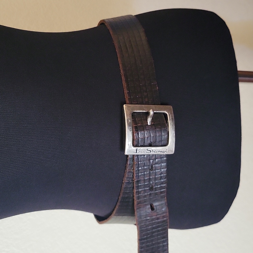 Vintage Ben Sherman dark brown/black leather belt, 40" long
